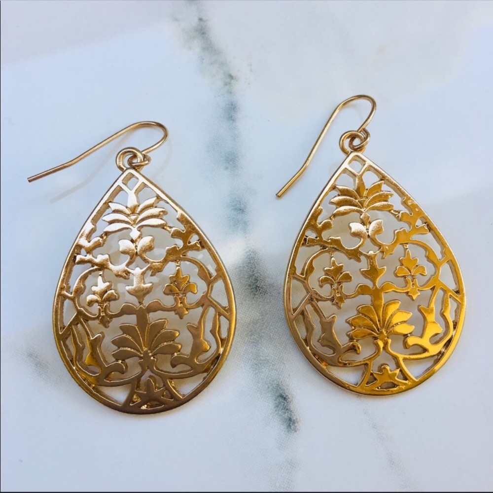 ✨Gold plated bohemian hanging earrings✨